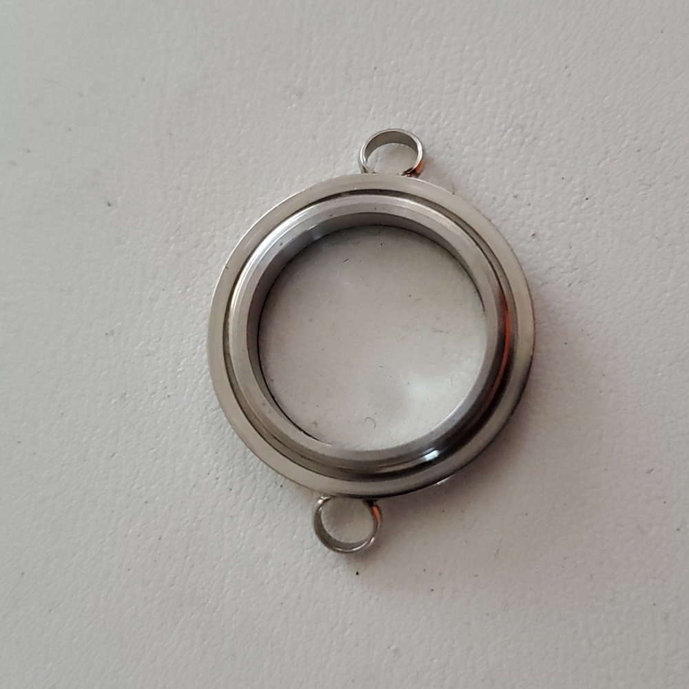 Bangle bracelet base, silver, medium Origami Owl